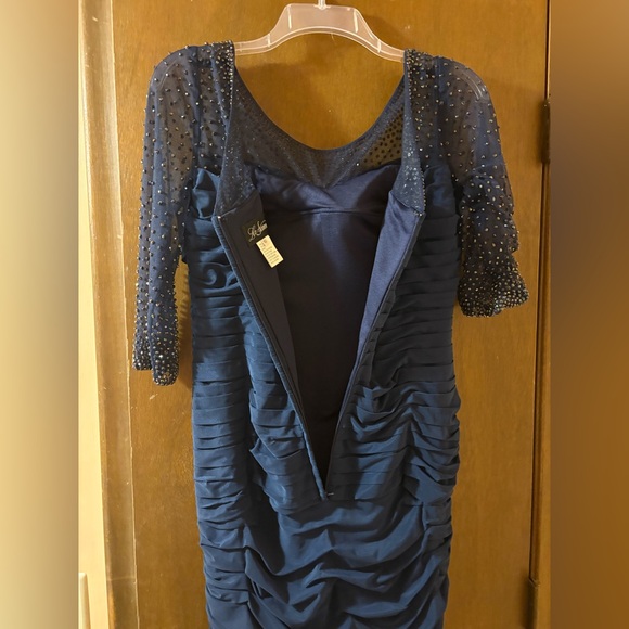 La Femme Navy Ruched Rhinestone Shoulder Gown - Picture 11 of 13